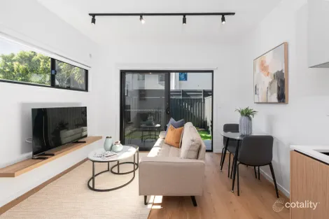 327 Hawthorne Rd, Hawthorne, QLD 4171