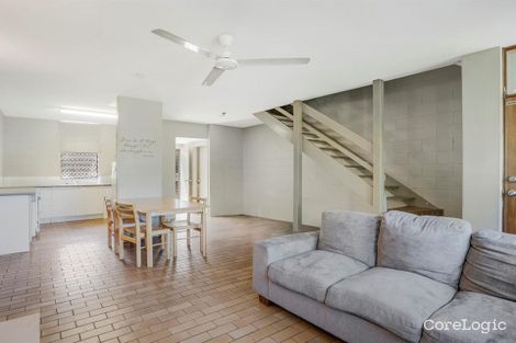 1/1 Pioneer St, Manoora, QLD 4870