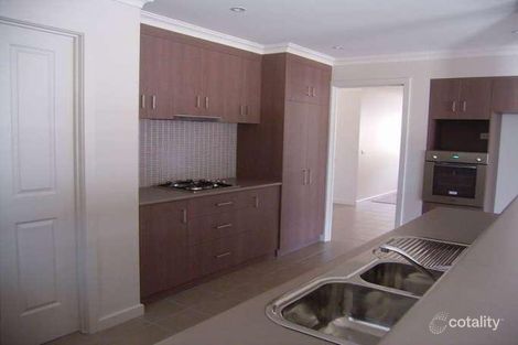 Property photo of 20 Dalbirra Place Springdale Heights NSW 2641