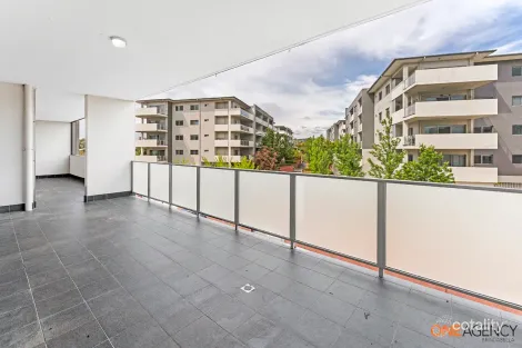 Property photo of 33/40 Philip Hodgins Street Wright ACT 2611