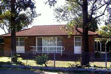 Property photo of 1 Tasman Avenue Lethbridge Park NSW 2770