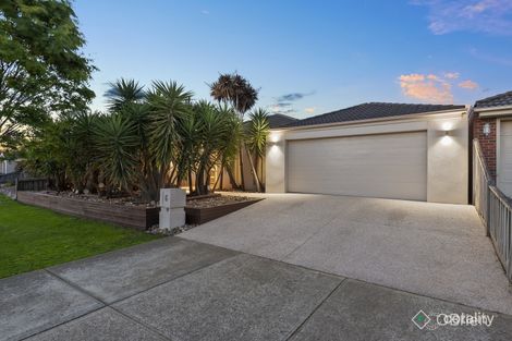 6 Lia Amie Pl, Berwick, VIC 3806