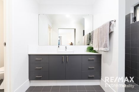 Property photo of 48 Wildwood Mews Carramar WA 6031