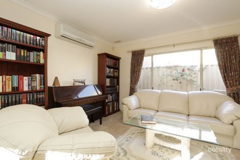 Property photo of 21 Isabella Crescent Manning WA 6152