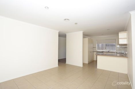Property photo of 4 Carabott Place Berwick VIC 3806