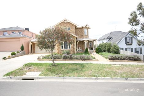 25 Clydesdale Way, Highton, VIC 3216