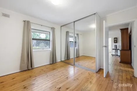 Property photo of 10 Ponsford Crescent Parafield Gardens SA 5107