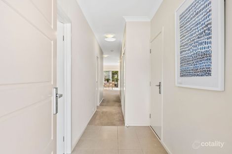 Property photo of 6 Orpington Crescent Marshall VIC 3216