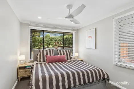 Property photo of 1 Yirik Close Lisarow NSW 2250