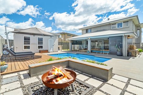 18 Plover St, Fern Bay, NSW 2295