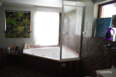 Property photo of 6 Barrine Road Yungaburra QLD 4884