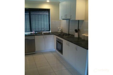 Property photo of 7 Irontree Close Kangaroo Flat VIC 3555