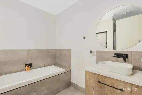 Property photo of 29A Sea Lace Place Bega NSW 2550