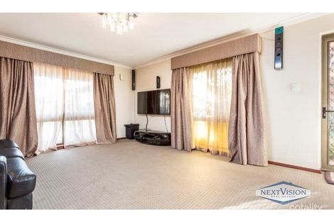 Property photo of 4A Anglesey Drive Kardinya WA 6163