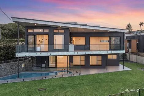 Property photo of 2 Riverside Drive Bombo NSW 2533