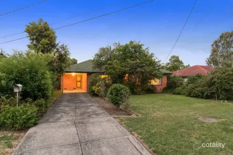 Property photo of 17 Winifred Road Mooroolbark VIC 3138