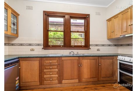 23 Trevor St, Turvey Park, NSW 2650