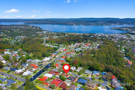 Property photo of 4 Gayton Close Warners Bay NSW 2282