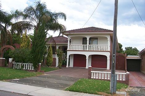 15 Lewington St, Beaconsfield, WA 6162