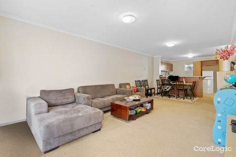 Property photo of 17/38 Vincent Street Indooroopilly QLD 4068