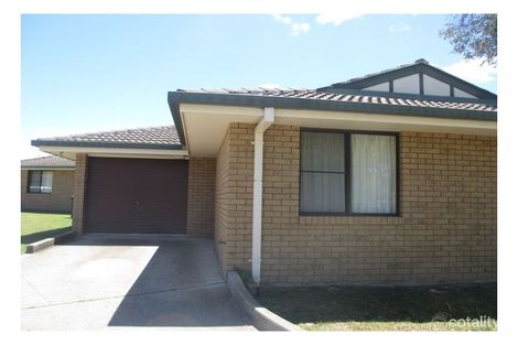 Property photo of 2/24 Samuelson Crescent Armidale NSW 2350
