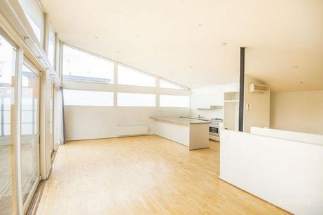 Property photo of 2/2A Shirley Grove St Kilda East VIC 3183