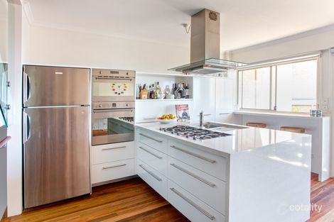 Property photo of 19/4 Beach Street Curl Curl NSW 2096