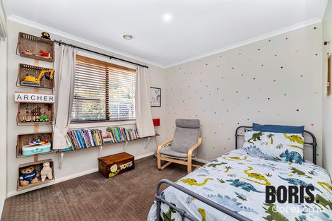 Property photo of 16 Eric De Salis Street Macgregor ACT 2615