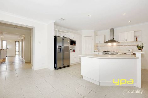 Property photo of 5 Solander Grove Tarneit VIC 3029