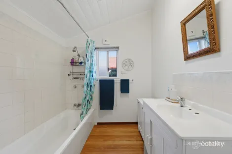 Property photo of 231 Brown Street Armidale NSW 2350