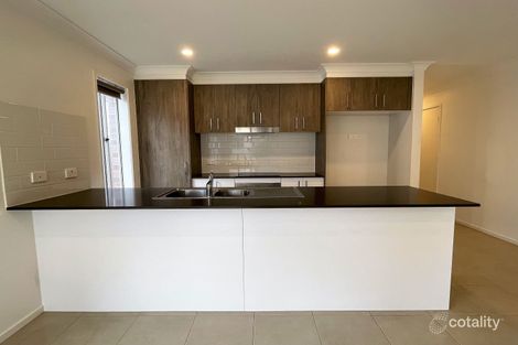 Property photo of 43 Madden Boulevard Tarneit VIC 3029