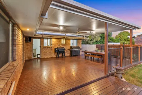 Property photo of 8 Carara Drive Kawana QLD 4701