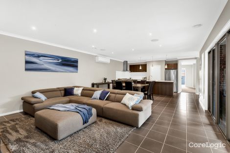 Property photo of 17 Brumby Street Manor Lakes VIC 3024