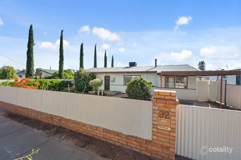 Property photo of 32 Davidson Street South Kalgoorlie WA 6430