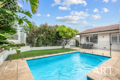 1/207 Labouchere Rd, Como, WA 6152