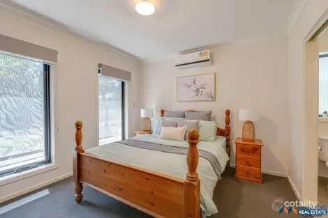 Property photo of 24 Eldorado-Tarrawingee Road Eldorado VIC 3746