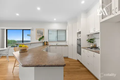 Property photo of 2 Lord Weaver Lane Bonbeach VIC 3196