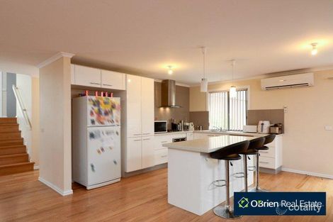 Property photo of 23 Oconnell Street Berwick VIC 3806