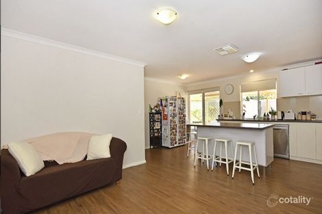 Property photo of 33 Sunray Circle Ellenbrook WA 6069