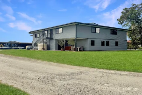 26 CARNE ACCS, EDMONTON, QLD 4869