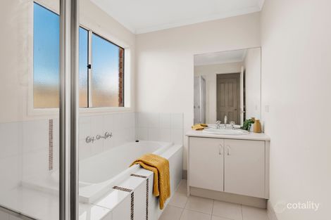 Property photo of 23 Copeland Crescent Point Cook VIC 3030
