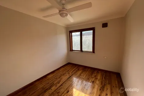 Property photo of 8 Havard Place Ashcroft NSW 2168