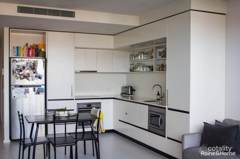 Property photo of 307/10 Worth Place Newcastle NSW 2300