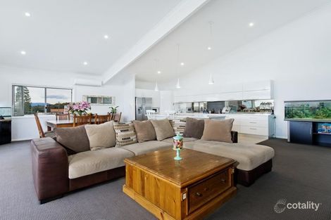 Property photo of 21 Orana Drive Lake Cathie NSW 2445