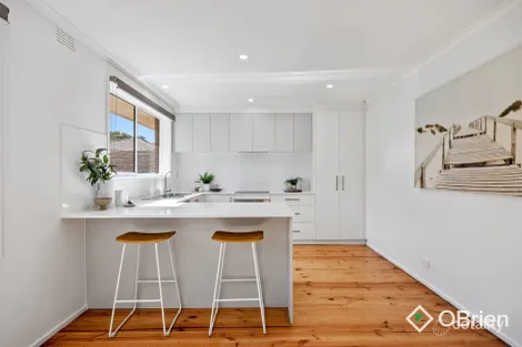 1 Olympic Ave, Frankston, VIC 3199