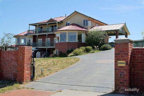 Property photo of 4 Amley Rise Lysterfield VIC 3156