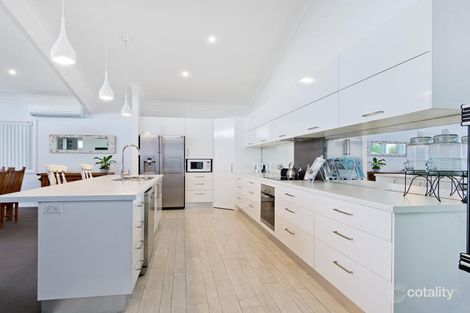 Property photo of 21 Orana Drive Lake Cathie NSW 2445