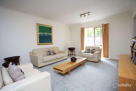 Property photo of 19 Robina Road Eaglemont VIC 3084