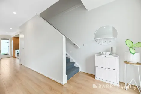 Property photo of 345B Centre Road Berwick VIC 3806