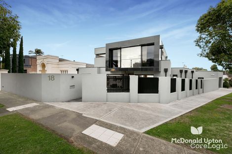 Property photo of 18 McCracken Street Essendon VIC 3040